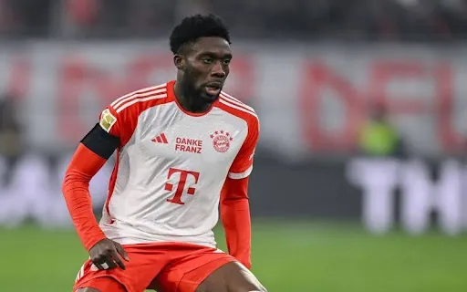 Hậu vệ cánh trái hay nhất hiện nay: Khi Alphonso Davies tái định nghĩa vị trí